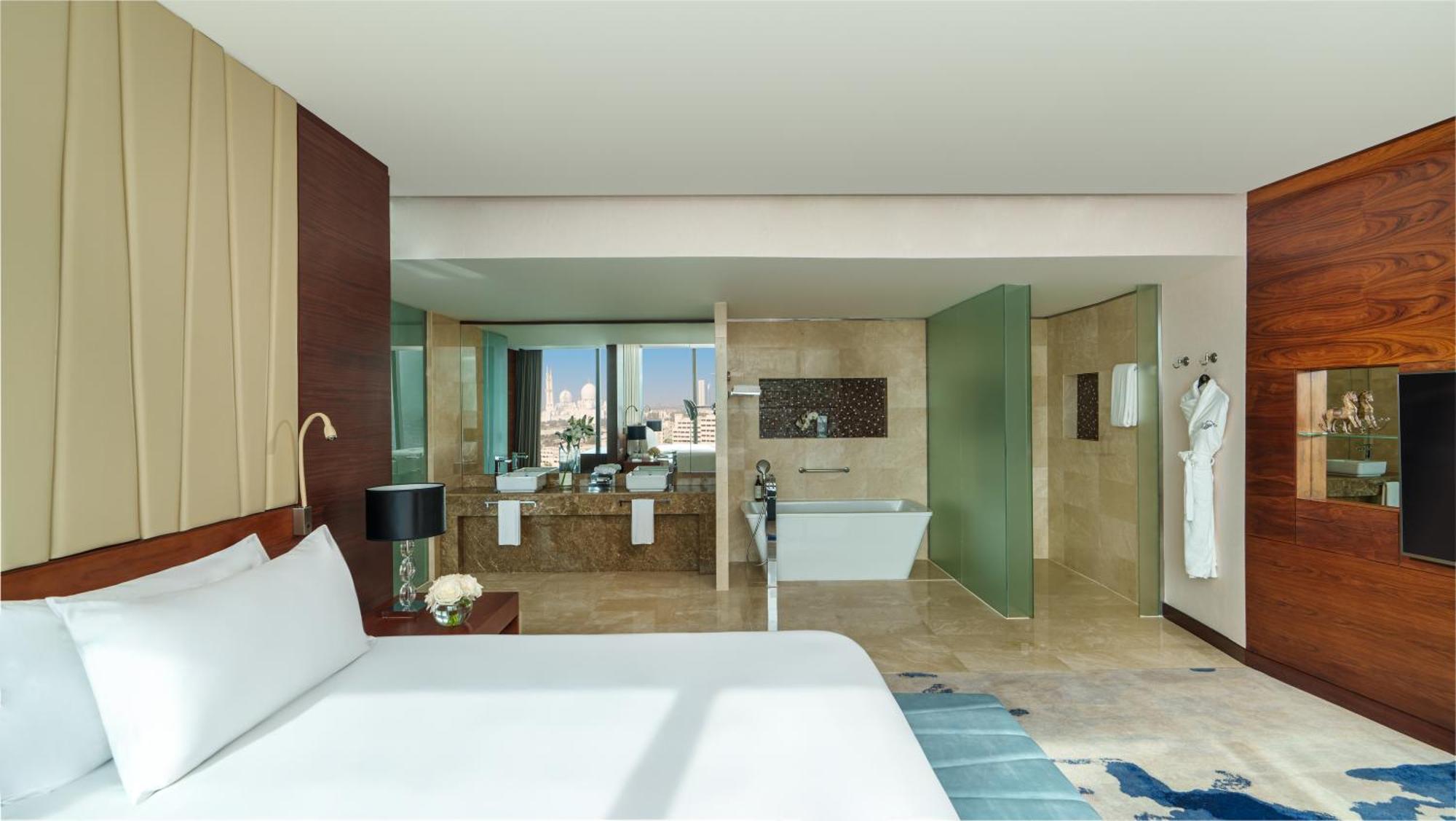 Hotel Fairmont Bab Al Bahr Abu Dabi Exterior foto A guest room at the hotel