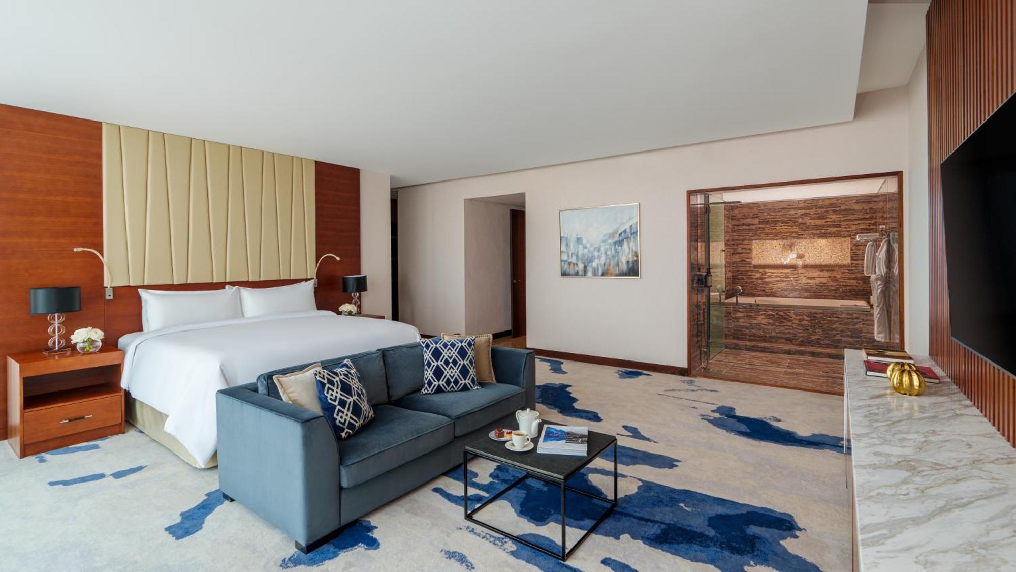 Hotel Fairmont Bab Al Bahr Abu Dabi Exterior foto A guest room at the hotel